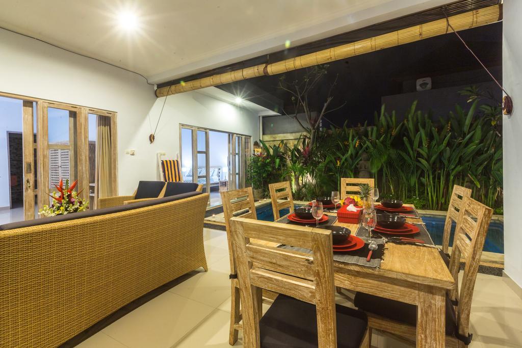 Castro Villa Seminyak Extérieur photo