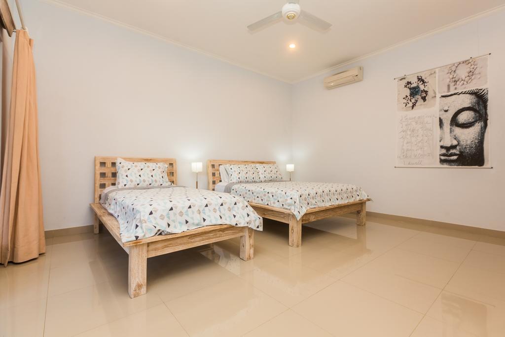 Castro Villa Seminyak Extérieur photo