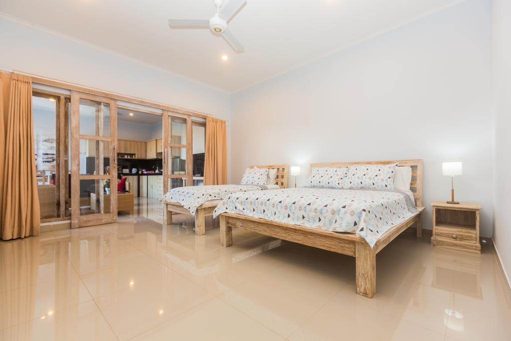 Castro Villa Seminyak Extérieur photo